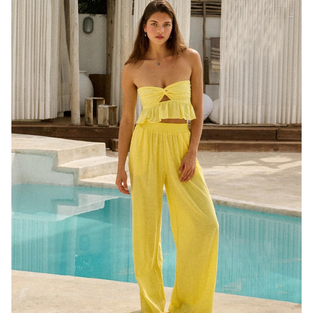 Blanco By Nature Lemon Crop Top NWT Small